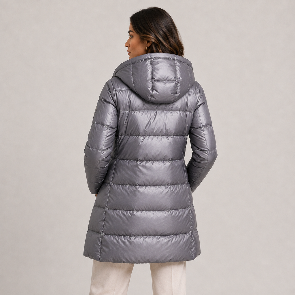 Doudoune à capuche pour femme, isolante et idéale pour les temps froids. 3