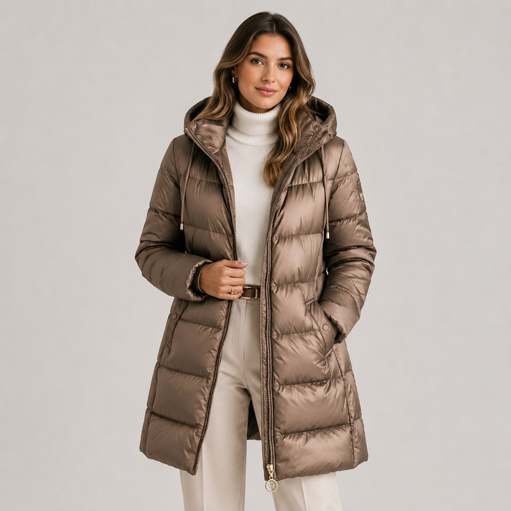 Doudoune à capuche pour femme, isolante et idéale pour les temps froids. 4