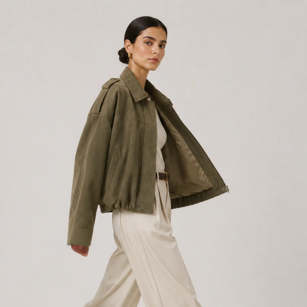 Veste en daim coupe décontractée pour femme - Vêtement d'extérieur raffiné et intemporel 1