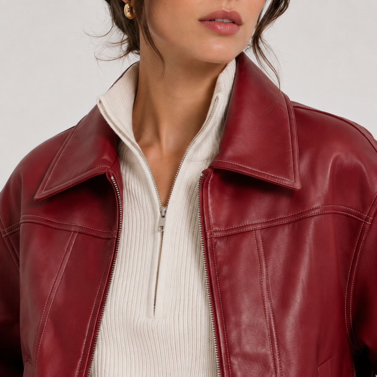 Veste en similicuir pour femme, rouge intemporel, silhouette classique 2