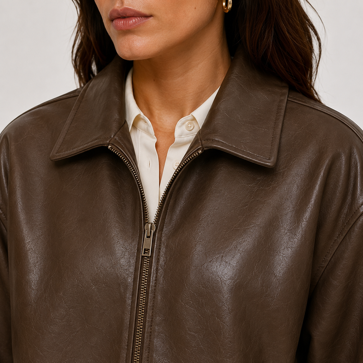 Veste femme coupe décontractée aspect cuir avec col classique 2